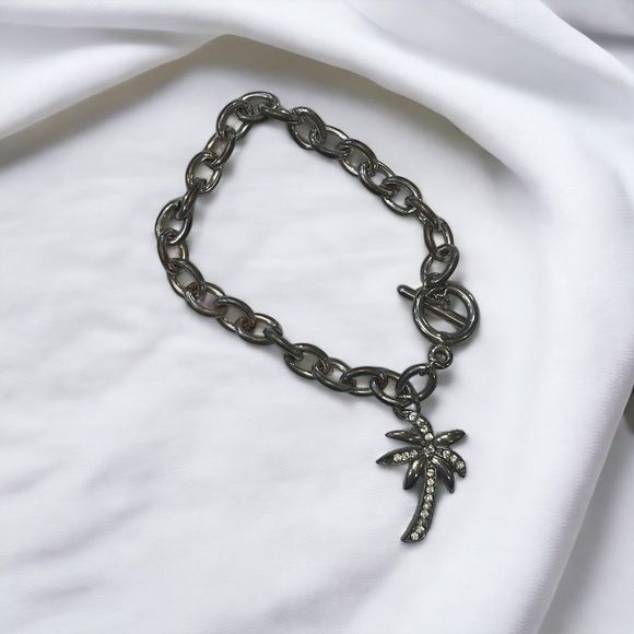 Vintage Set of 2 Silver Charm Bracelets - Picture 5 of 5